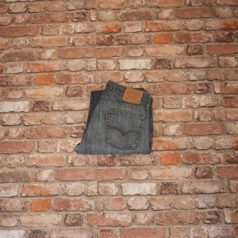 Levi's 514 W32 L30 #229