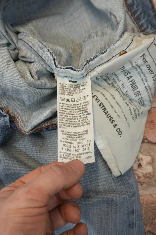 Levi's 525 W31 L30 #208