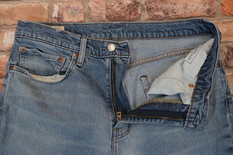 Levi's 511 W34 L32 #243