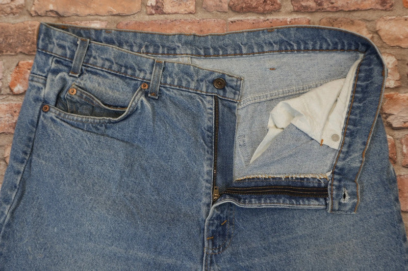 Levi's 20517 W38 L30 #284