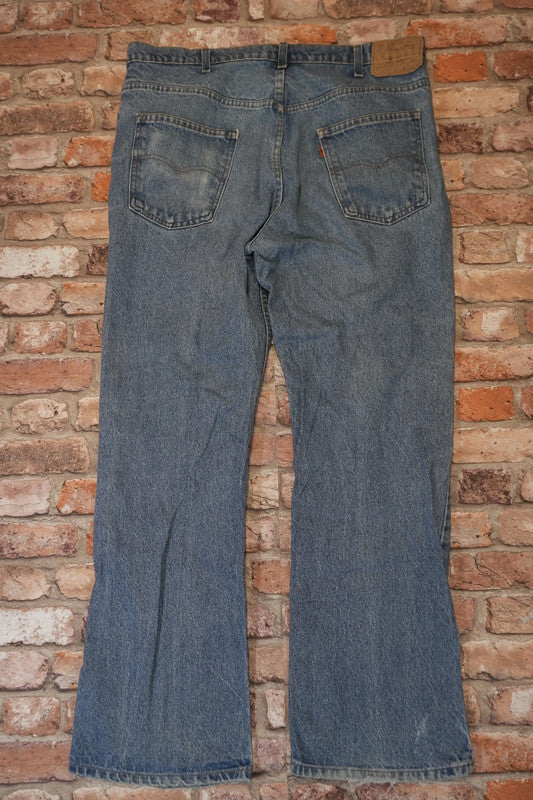 Levi's 20517 W38 L30 #284
