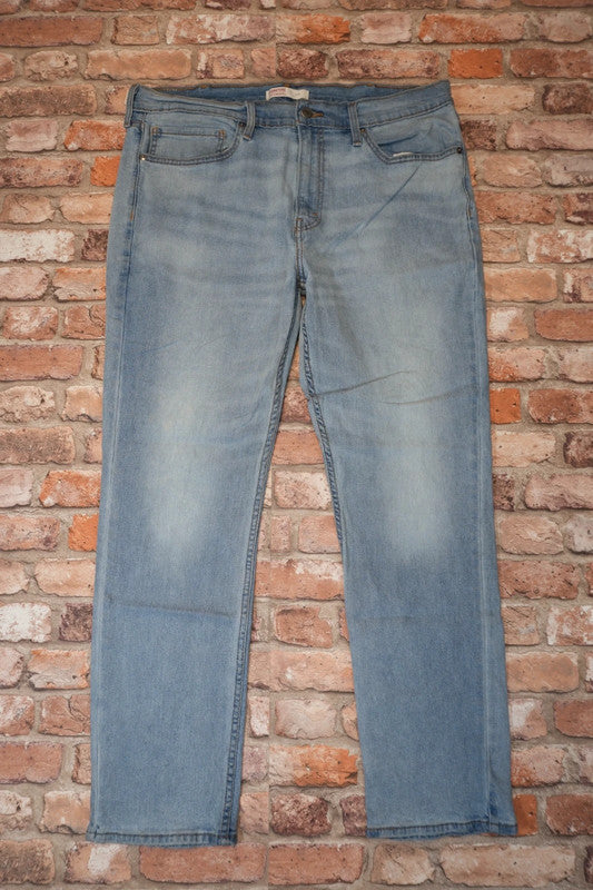 Levi's Signature W38 L30 #377