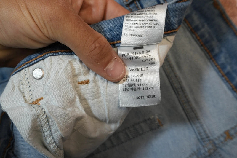 Levi's Signature W38 L30 #377