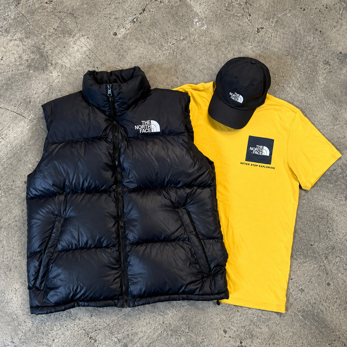 THE NORTH FACE - 2 PEZZI MYSTERY BOX