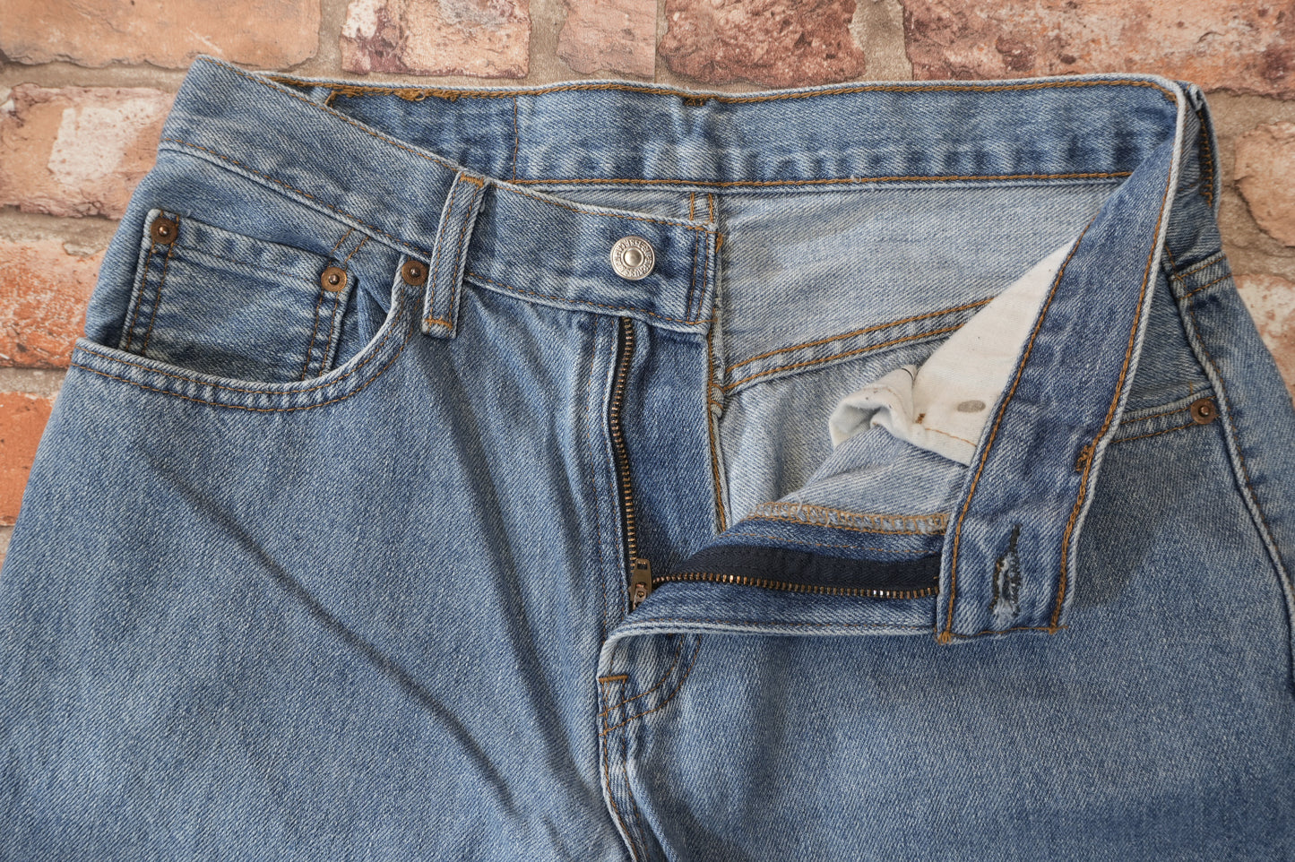 Levi's 550 W29 L26 #326