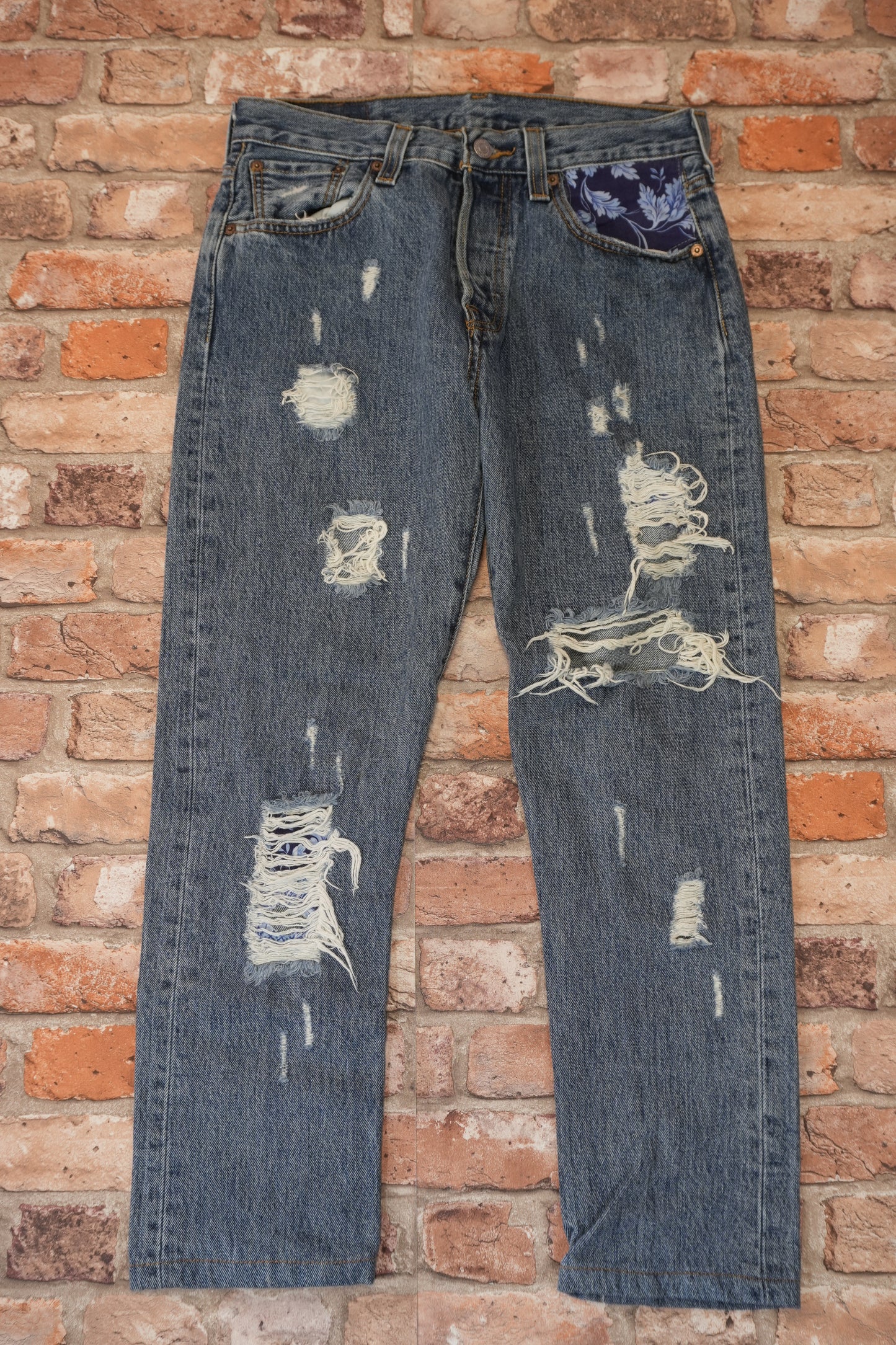 Levi's 501 W29 L28 #332