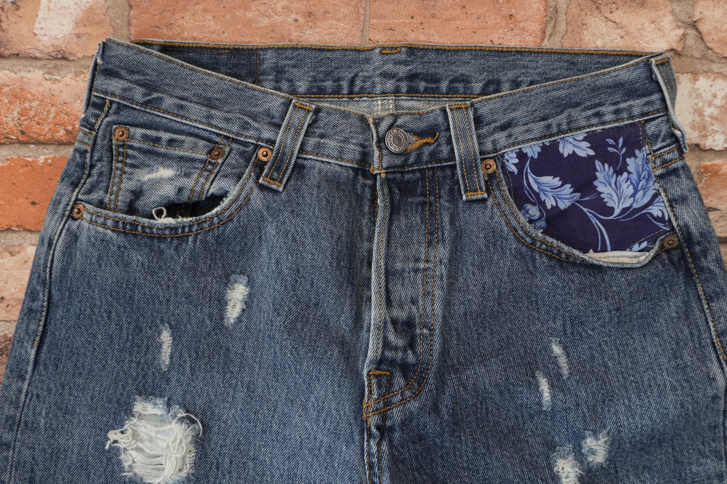 Levi's 501 W29 L28 #332